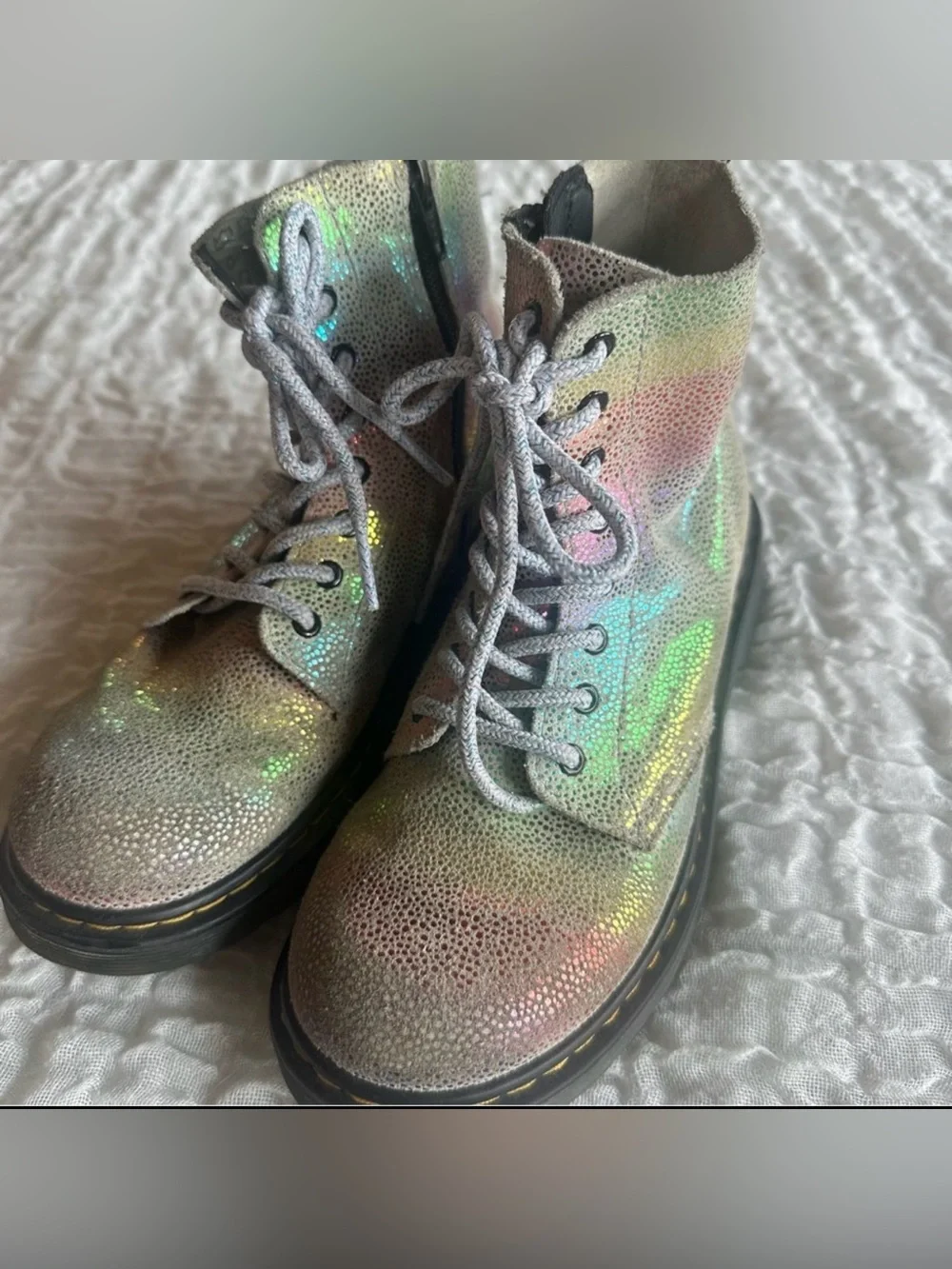 Dr Martens 1460 Rainbow Kidray Boots Kids US 3 EU34 Iridescent Glitter Combat